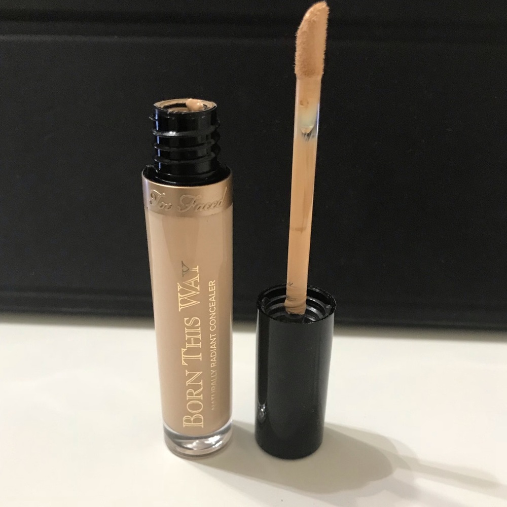Too Faced Born This Way Concealer